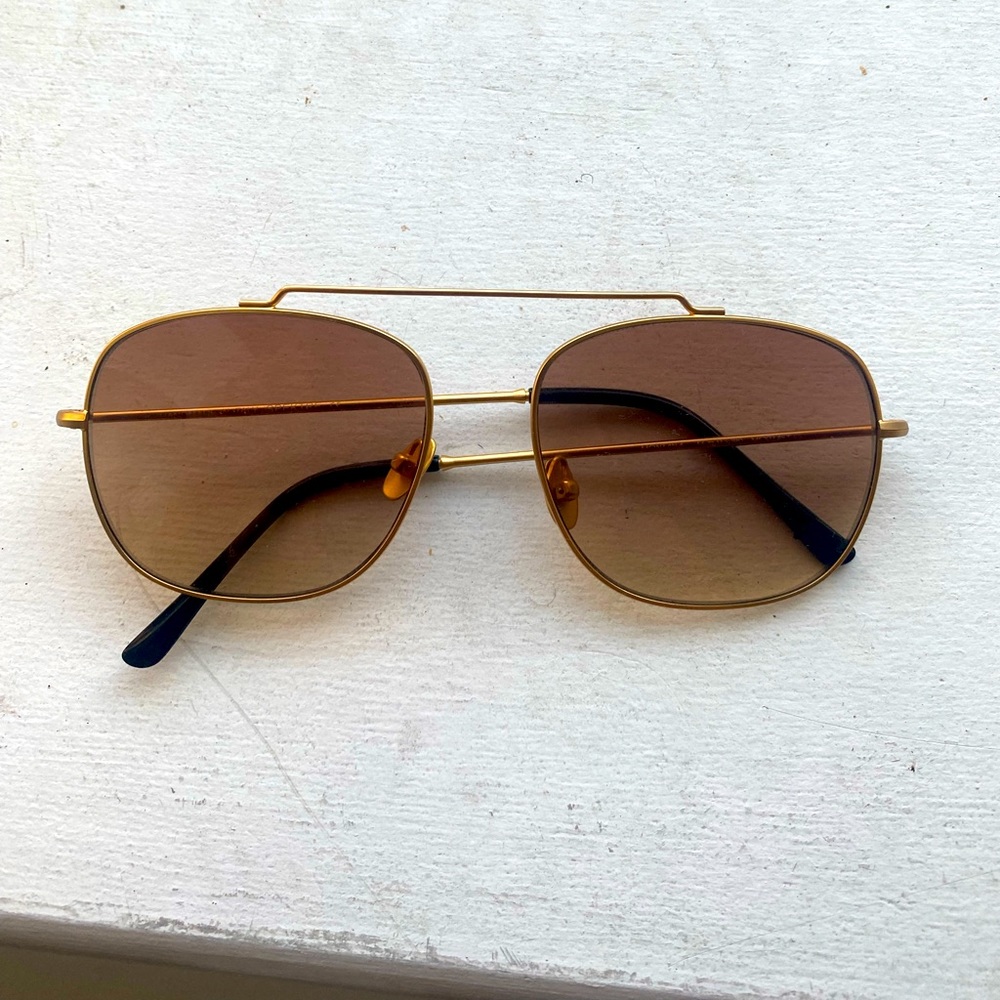 Gold - Brown flat aviator sunglasses. Once worn a few times, no scratches!